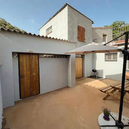 Mosqueroles Casa En Castellfollit De La Roca Girona