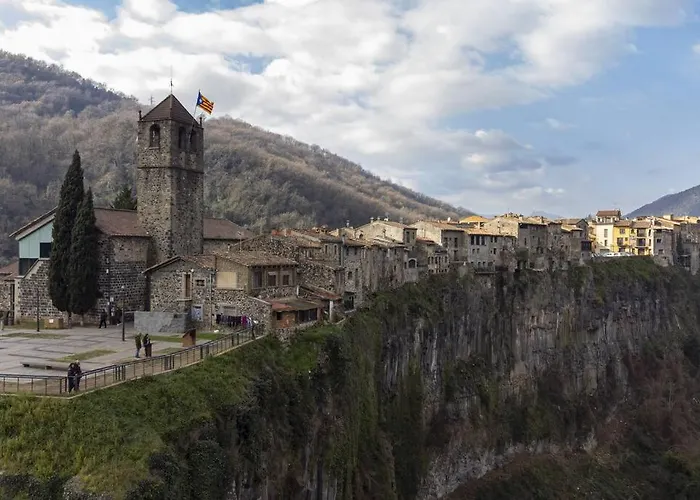 Mosqueroles Casa En Castellfollit De La Roca Nyaraló *