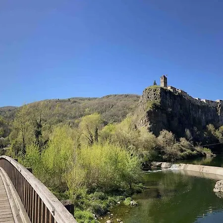 Ferienhaus Mosqueroles Casa En Castellfollit De La Roca