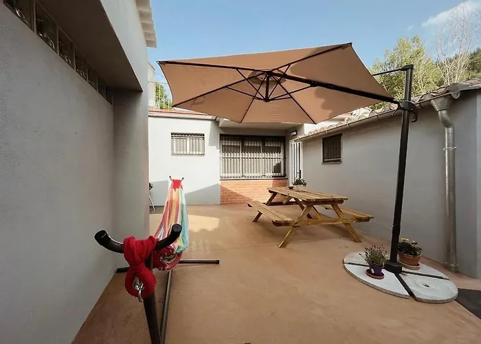 Dom wakacyjny Mosqueroles Casa En Castellfollit De La Roca *